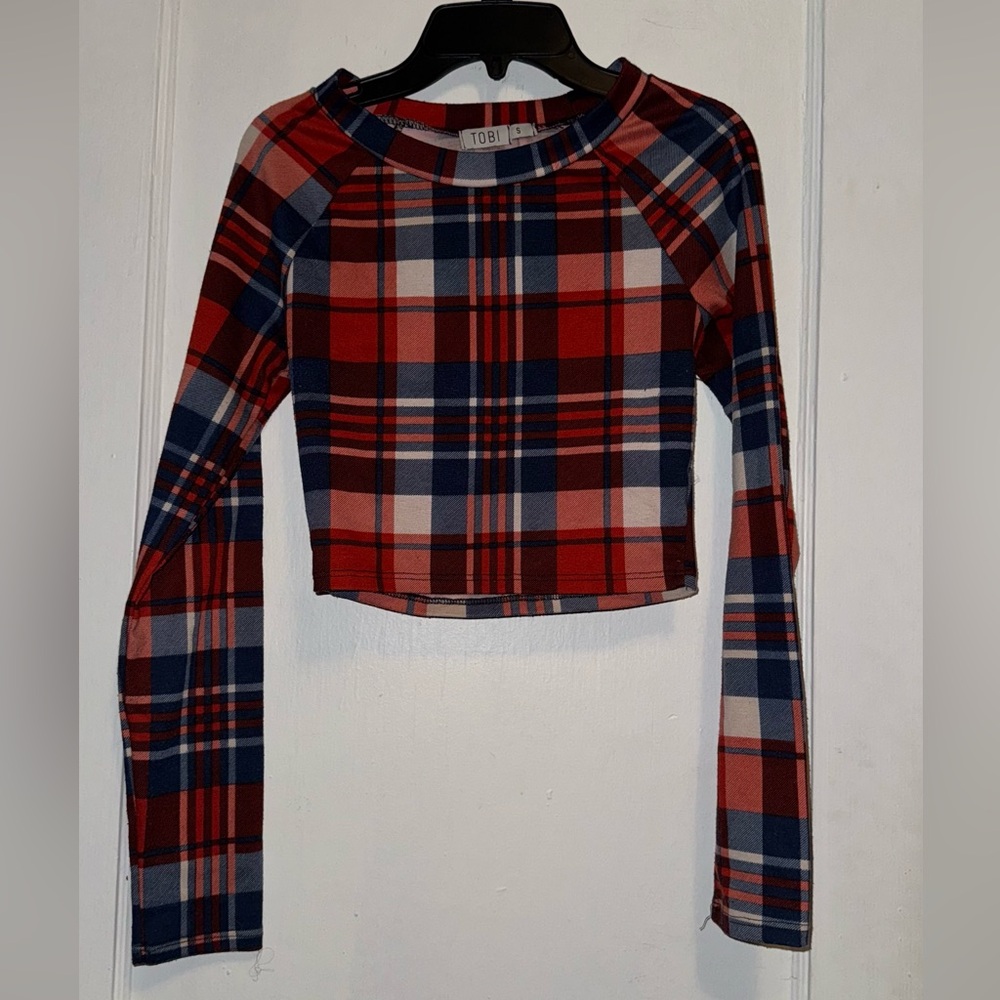 Tobi Plaid Long Sleeve Crop Top